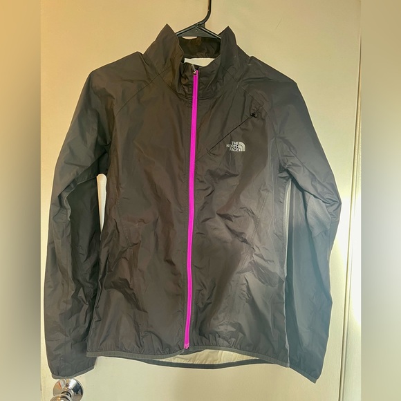 North Face women's lightweight jacket size small - Picture 2 of 3